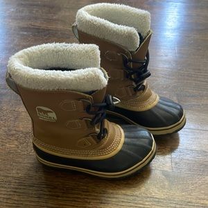Sorel Kids Boots in Brown and Black